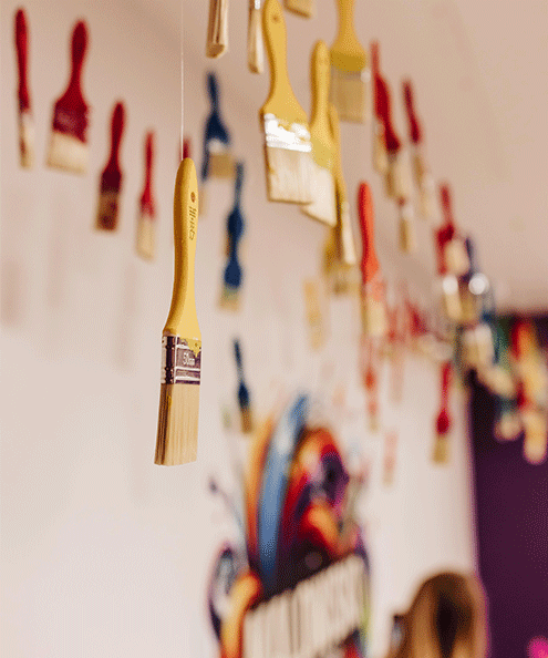 kolorowe pędzle- ozdoba